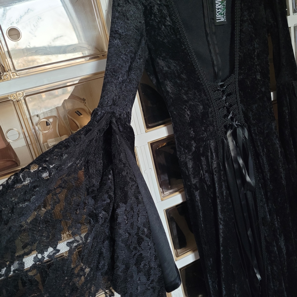 Black Velvet Lace-Up Gothic Maxi Dress - Picture 3 of 9